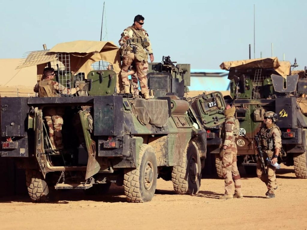french troops preparing to leave Niger